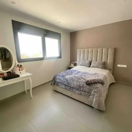 Luxe Nieuwebouw Holiday home *