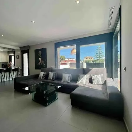 Luxe Nieuwebouw Holiday home *